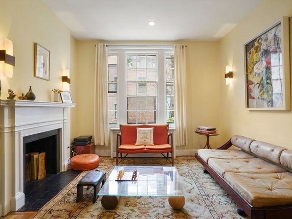 54 Brimmer St, Boston MA 02108