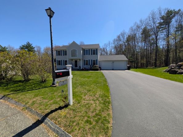 7 Nelson Rd, Charlton MA 01507