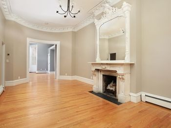 12 Claremont Park