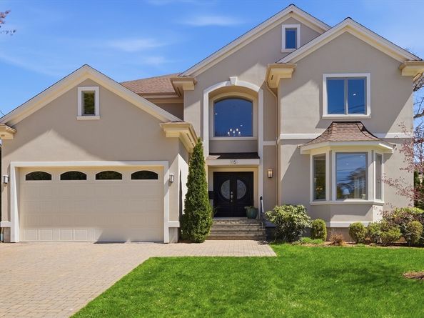 115 Meadowbrook Rd, Newton MA 02459