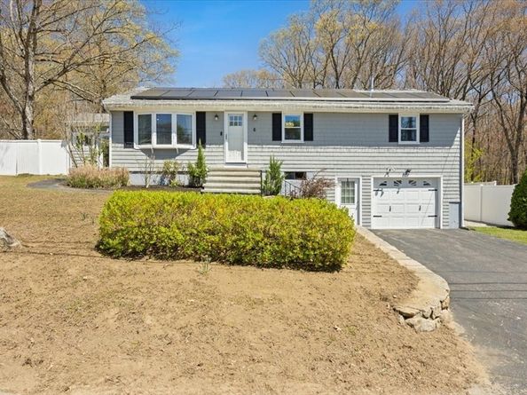 6 Ascension St, Blackstone MA 01504