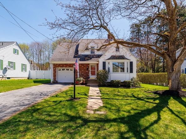 27 Myrtle Rd, Gardner MA 01440