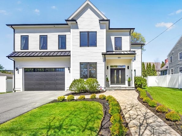 593 Saw Mill Brook Pkwy, Newton MA 02459