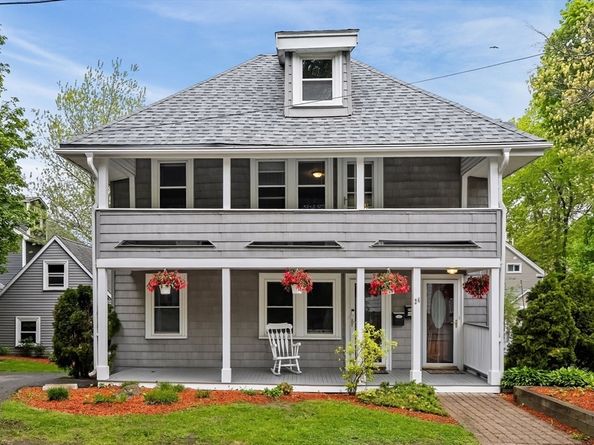 24 Hillside Ave, Braintree MA 02184
