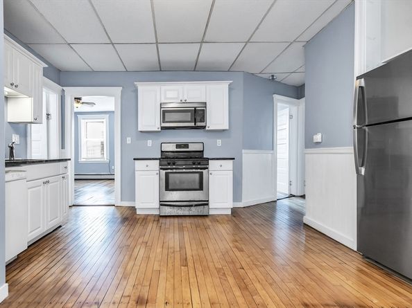 56 Ward St 3B, Salem MA 01970