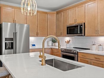 399 Neponset