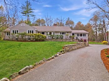 31 Huckleberry Hill Rd