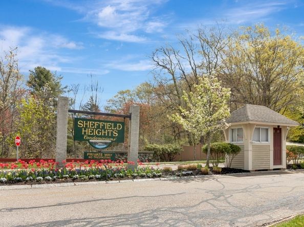 2102 Lewis O Gray Dr 2102, Saugus MA 01906
