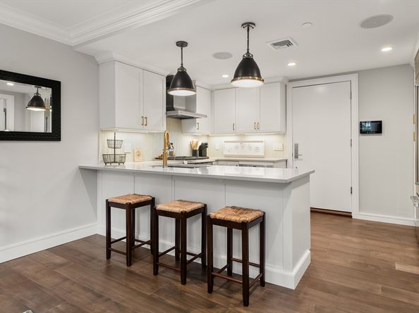 11 Exeter Street 2, Boston MA 02116
