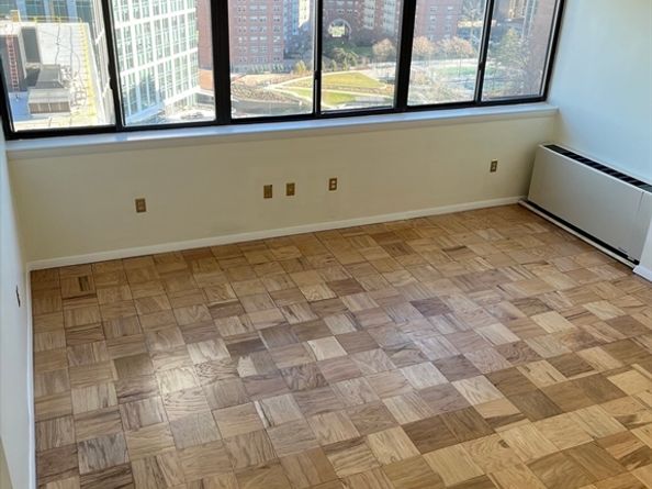 6 Whittier Pl 17G, Boston MA 02114