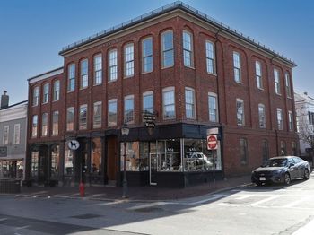 39 State St