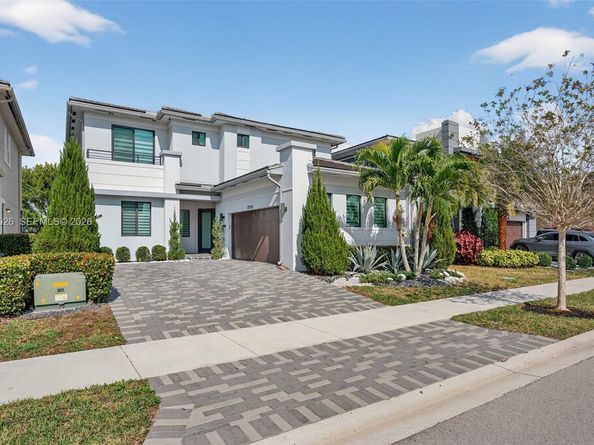 10795 Oceano Way, Parkland FL 33076