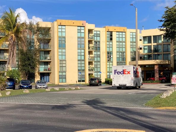 Undisclosed Address #A11939377, Miami FL 33175