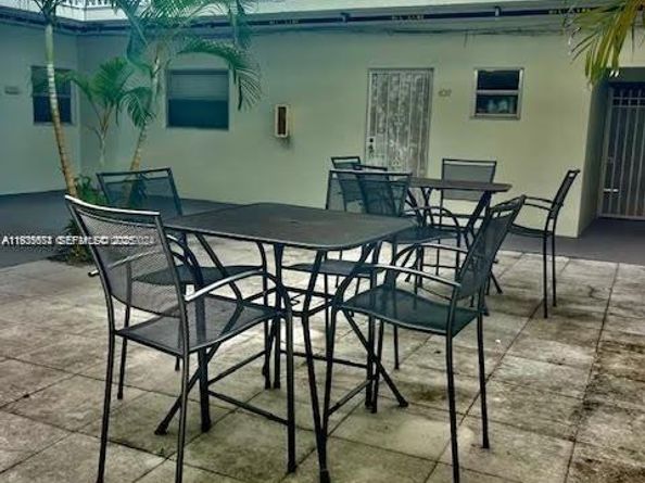 12890 NE 8th Ave 102, North Miami FL 33161