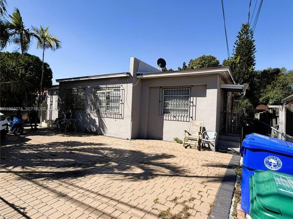 430 NW 53rd Ave, Miami FL 33126