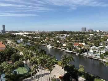 3600 Yacht Club Dr