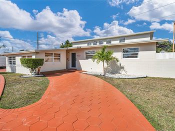 8241 SW 12th Ter