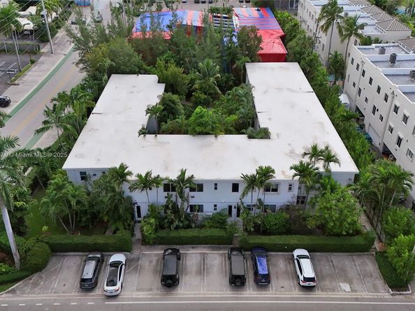 10076 E Bay Harbor Dr 76D, Bay Harbor Islands FL 33154