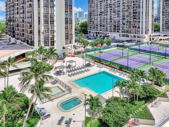 1915 Brickell Ave C1213, Miami FL 33129