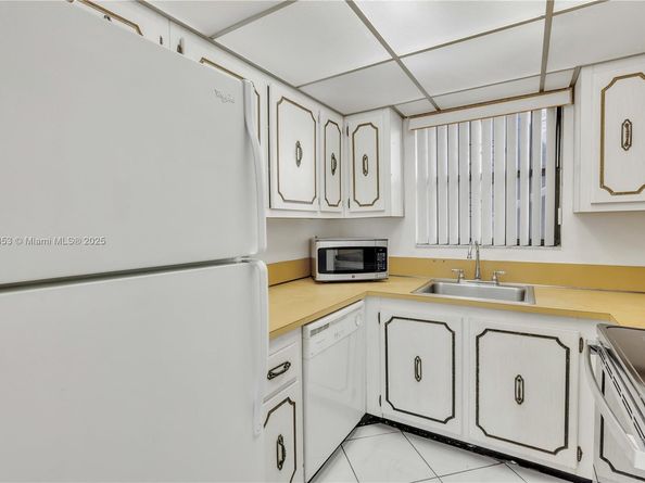 13500 NE 3rd Ct 419, North Miami FL 33161