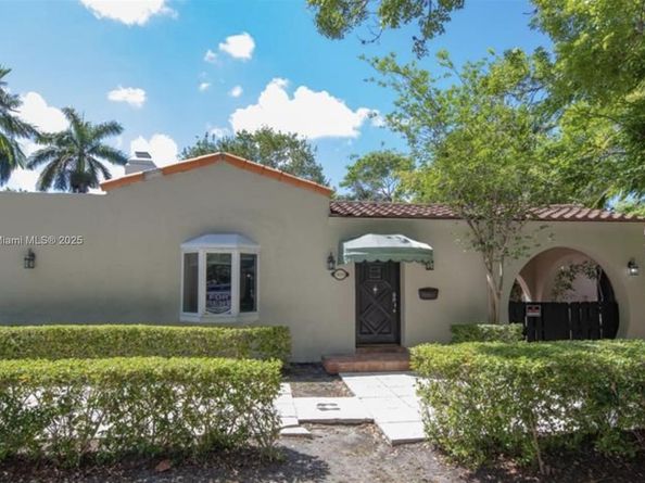 3050 Alton Rd, Miami Beach FL 33140