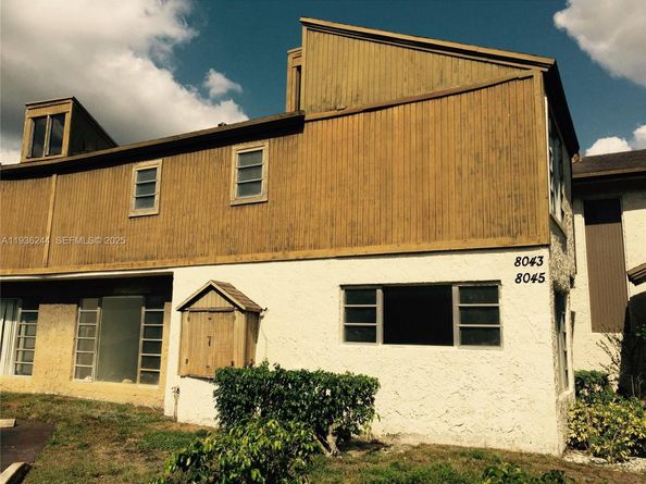 8043 Lagos De Campo Blvd F3, Tamarac FL 33321