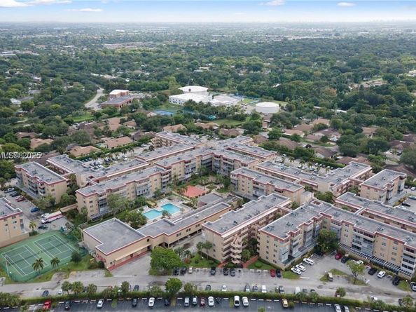 406 NW 68th Ave 317, Plantation FL 33317