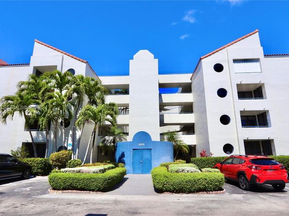21075 NE 34th Ave 2052, Aventura FL 33180