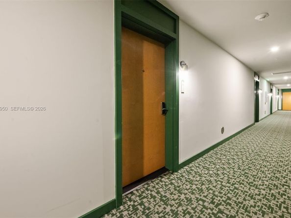 11 NE 26th St 2605, Miami FL 33132