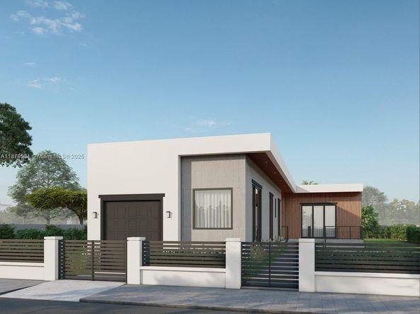 347 NW 43rd St, Miami FL 33127