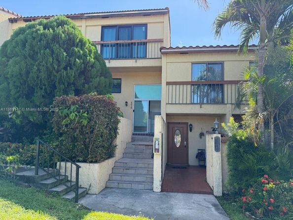 4018 Del río way, Sunrise FL 33351