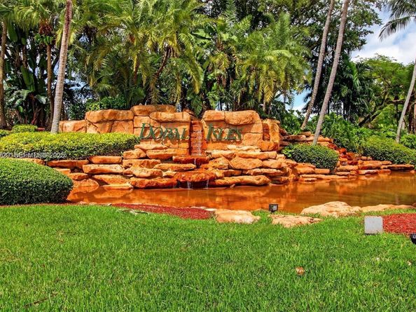 11308 NW 58th Ter, Doral FL 33178