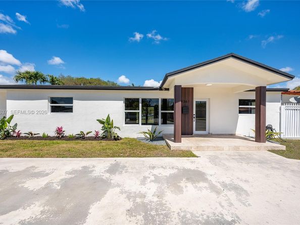 9361 SW 16th St, Miami FL 33165