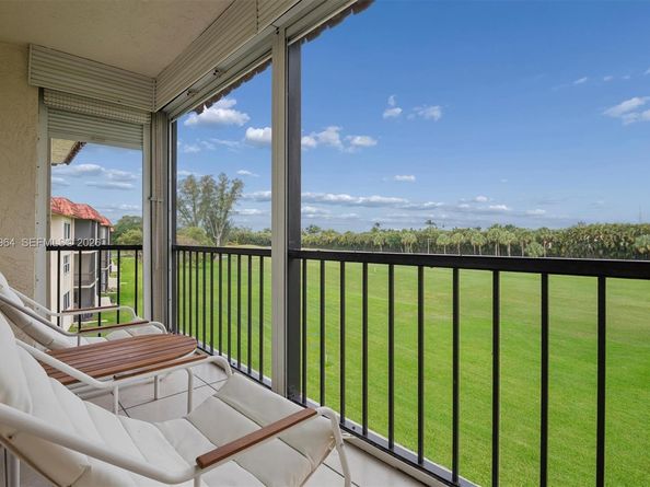 Undisclosed Address #A12002964, Pembroke Pines FL 33025