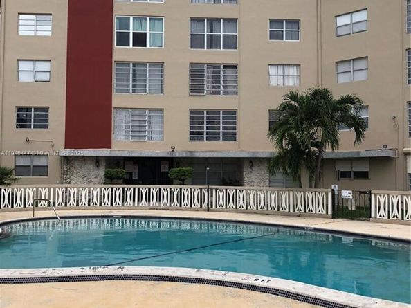 1475 NE 125th Ter 301A, North Miami FL 33161