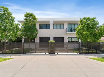 3130 & 3132 Plaza St