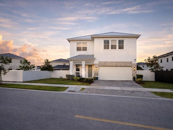 22255 SW 132nd Ave, Miami FL 33170