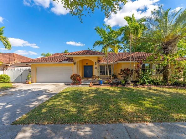 11321 SW 152nd Pl, Miami FL 33196