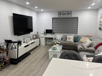 4050 NW 135th St