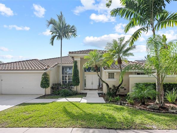 985 Spoonbill Cir, Weston FL 33326