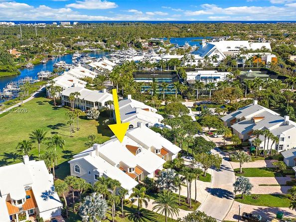 1602 Captains Way, Jupiter FL 33477