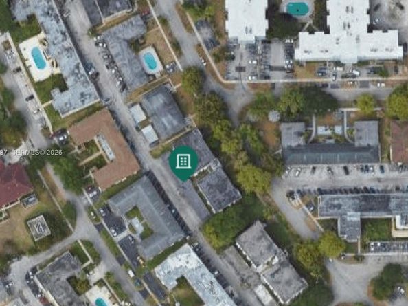 412 S Luna Ct 11, Hollywood FL 33021