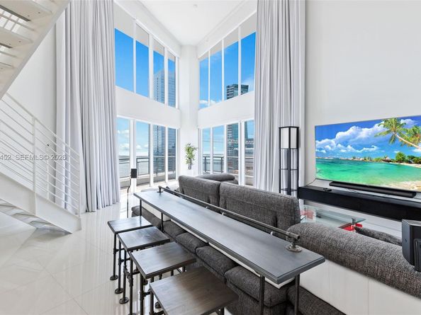60 SW 13th St 3800, Miami FL 33130