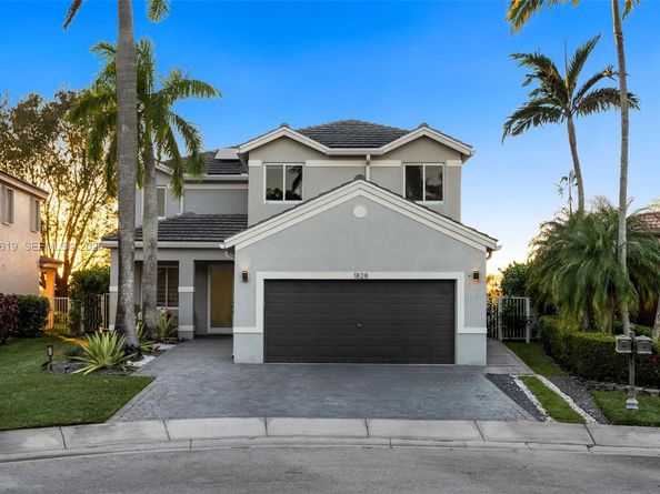 1828 Aspen Ln, Weston FL 33327