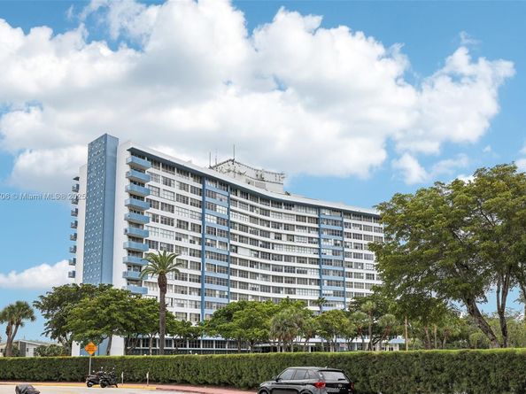 7441 Wayne Ave 2B, Miami Beach FL 33141