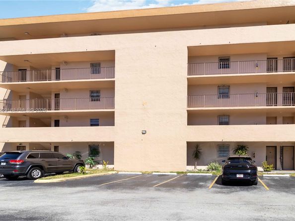 8895 Fontainebleau Blvd 504, Miami FL 33172