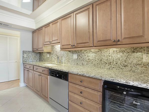 800 Jeffery Street 409, Boca Raton FL 33487