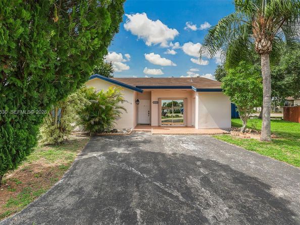 13890 SW 43rd Ter, Miami FL 33175
