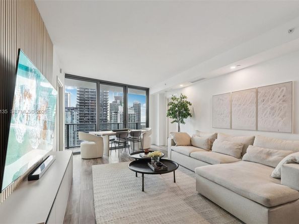 801 S Miami Ave 3802, Miami FL 33130