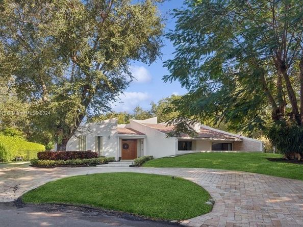 7001 Robles St, Coral Gables FL 33143